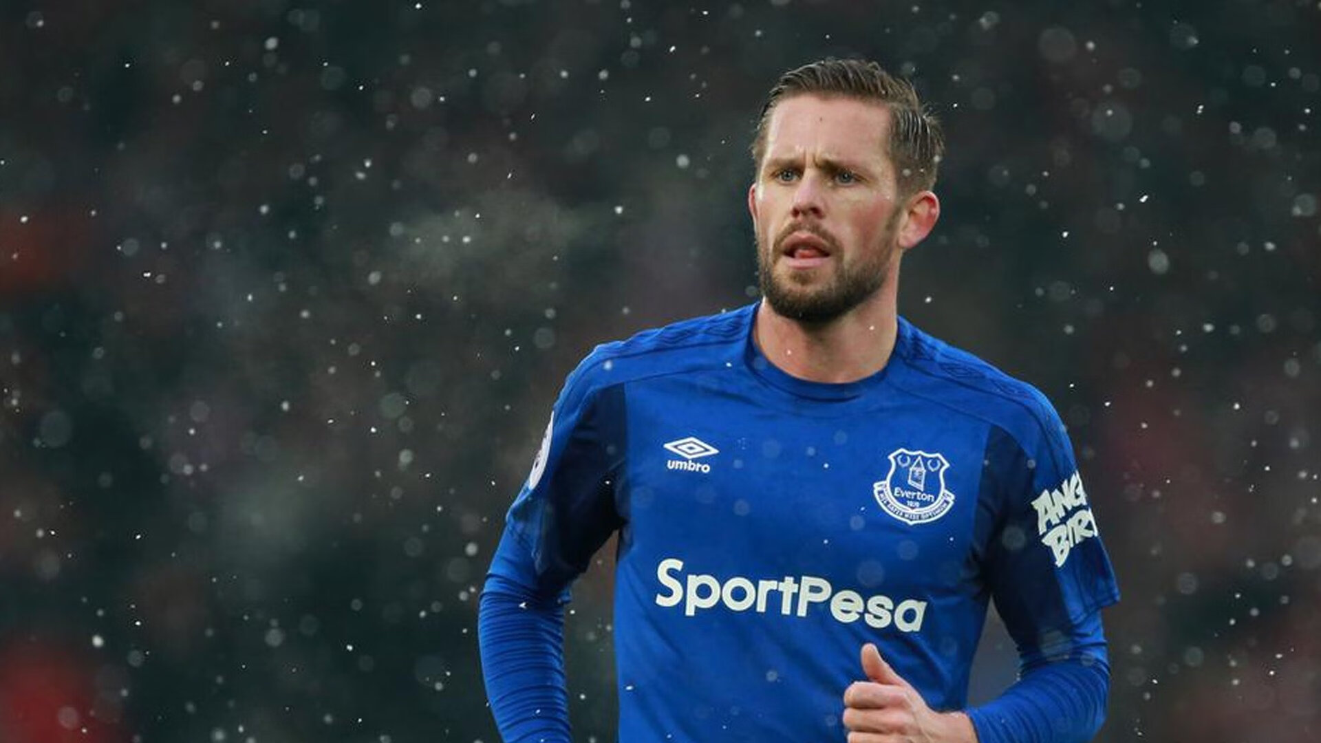 开云-浓眉暴走轰下35+15！广厦队三节打崩灰熊，季后赛悬念提前终结？